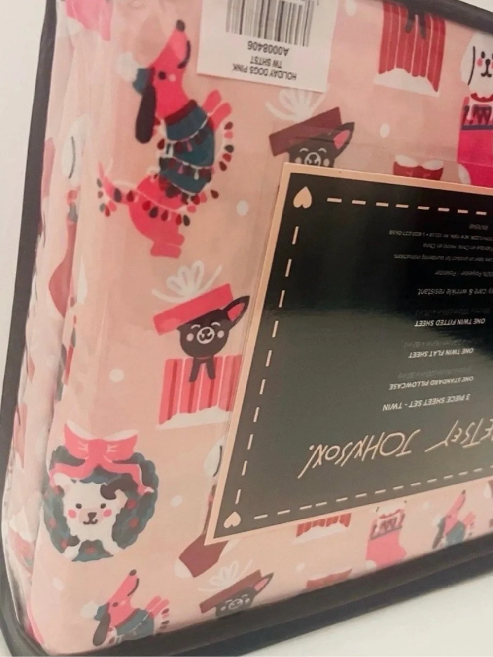 Betsey Johnson Holiday Dogs Pink 3 Piece Twin Size Sheet Set